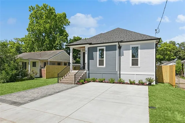 $399,999 | 1209 Moisant Street, Kenner, LA 70062