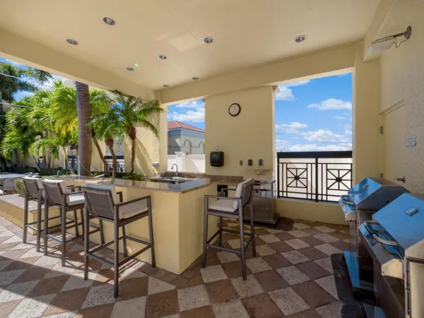 $7,000 | 701 South Olive Avenue, Unit 2117, West Palm Beach, FL 33401