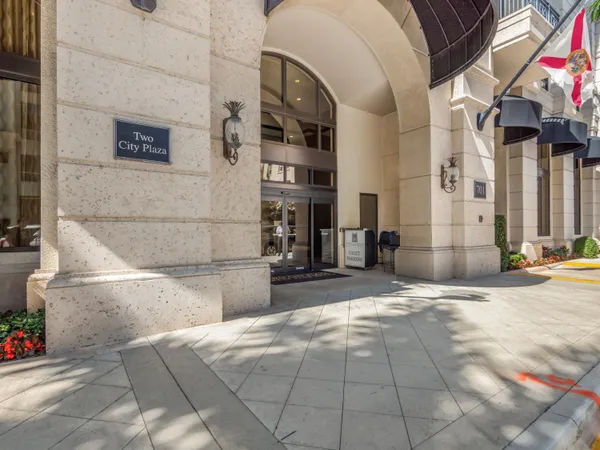 $7,000 | 701 South Olive Avenue, Unit 2117, West Palm Beach, FL 33401