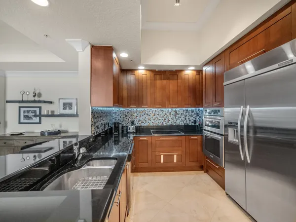 $7,000 | 701 South Olive Avenue, Unit 2117, West Palm Beach, FL 33401