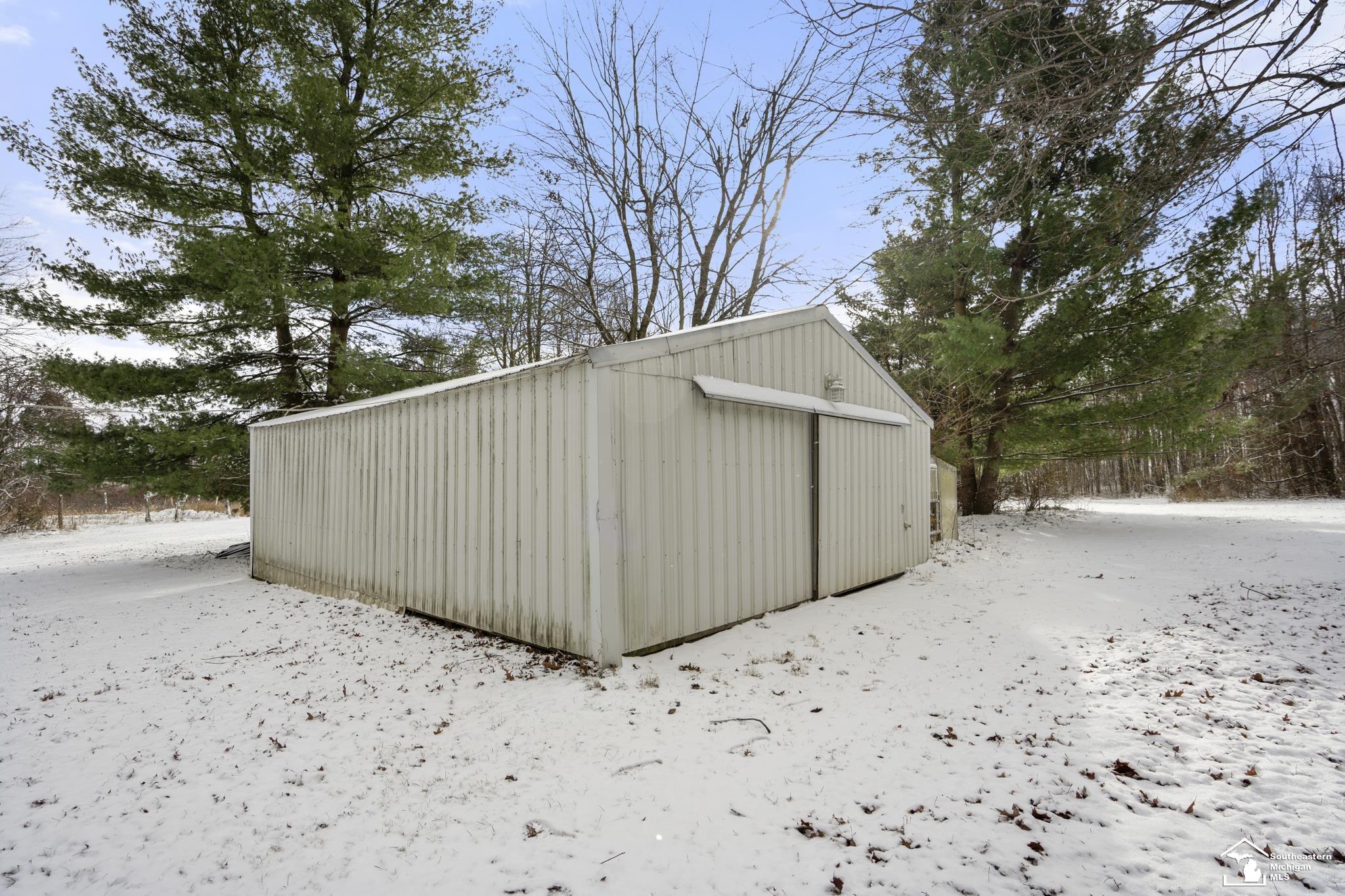 4270 South Waldron Road Hudson, MI 49247 - Photo 34 of 38 50162646-5352f41a-248d-4d2b-86c2-be5cef707018.JPG