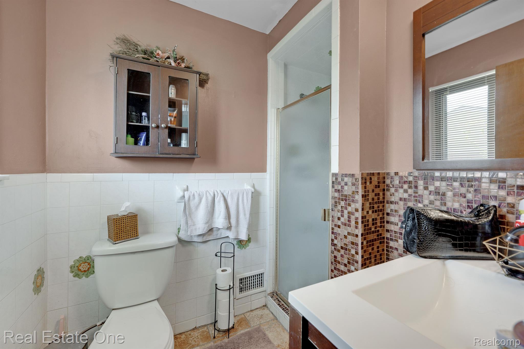 1706 Inkster Road Dearborn Heights, MI 48127 - Photo 20 of 23 Gallery Image 20