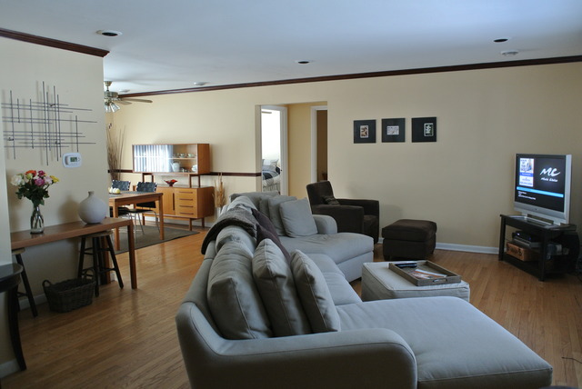3935 Gregory Lane Northbrook, IL 60062 - Photo 2 of 17