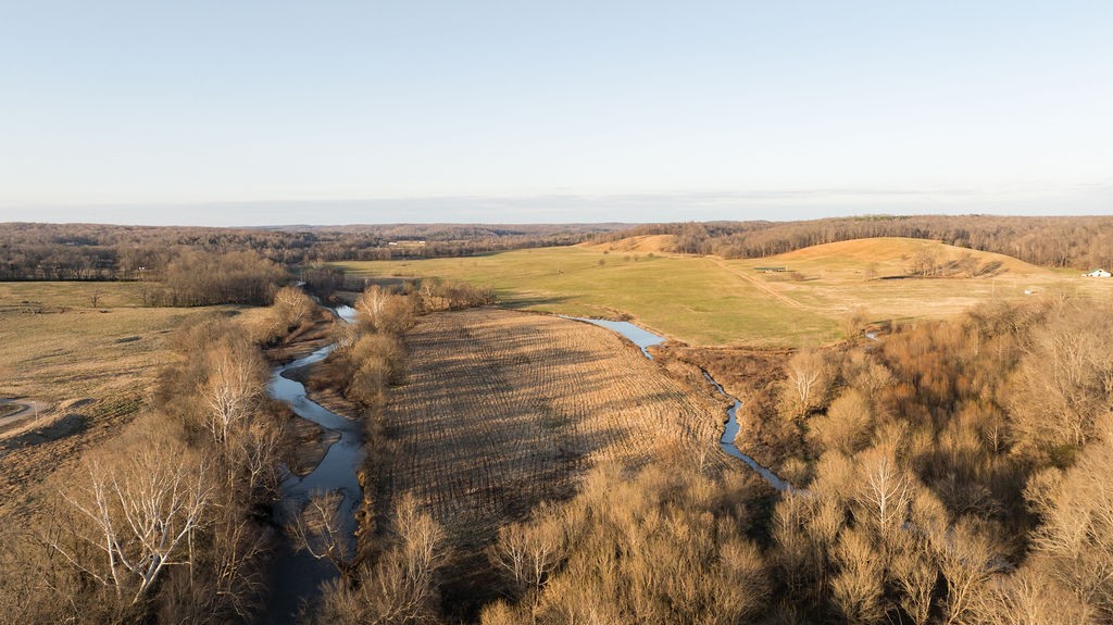 6415 Pinewood Road Nunnelly, TN 37137 - Photo 40 of 83