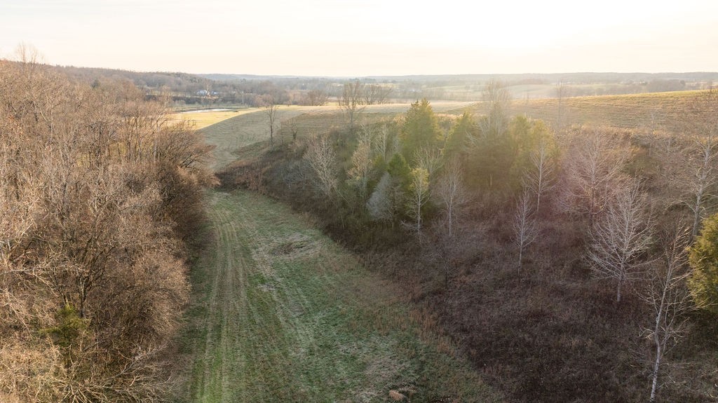 6415 Pinewood Road Nunnelly, TN 37137 - Photo 74 of 83 a view of a city and mountains