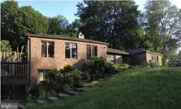 $1,100,000 | 1392 Baltimore Pike, Chadds Ford, PA 19317