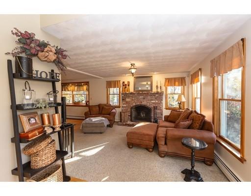 23 Webb Street Middleton, MA 01949 - Photo 5 of 41