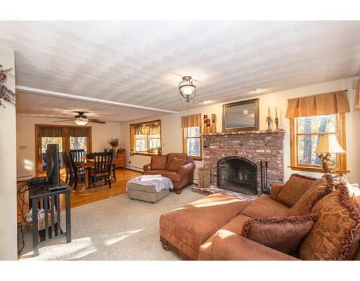 23 Webb Street Middleton, MA 01949 - Photo 7 of 41