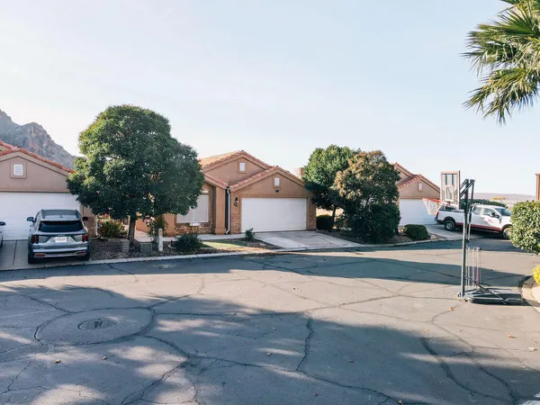 781 West 2500th Street South, Hurricane, UT 84737