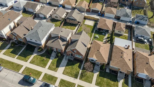 $389,900 | 6849 South Keeler Avenue, Chicago, IL 60629