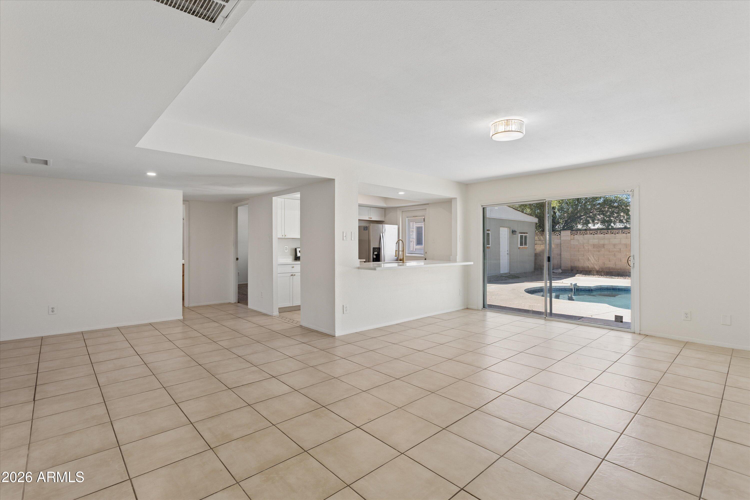 5214 West Redfield Road Glendale, AZ 85306 - Photo 10 of 42