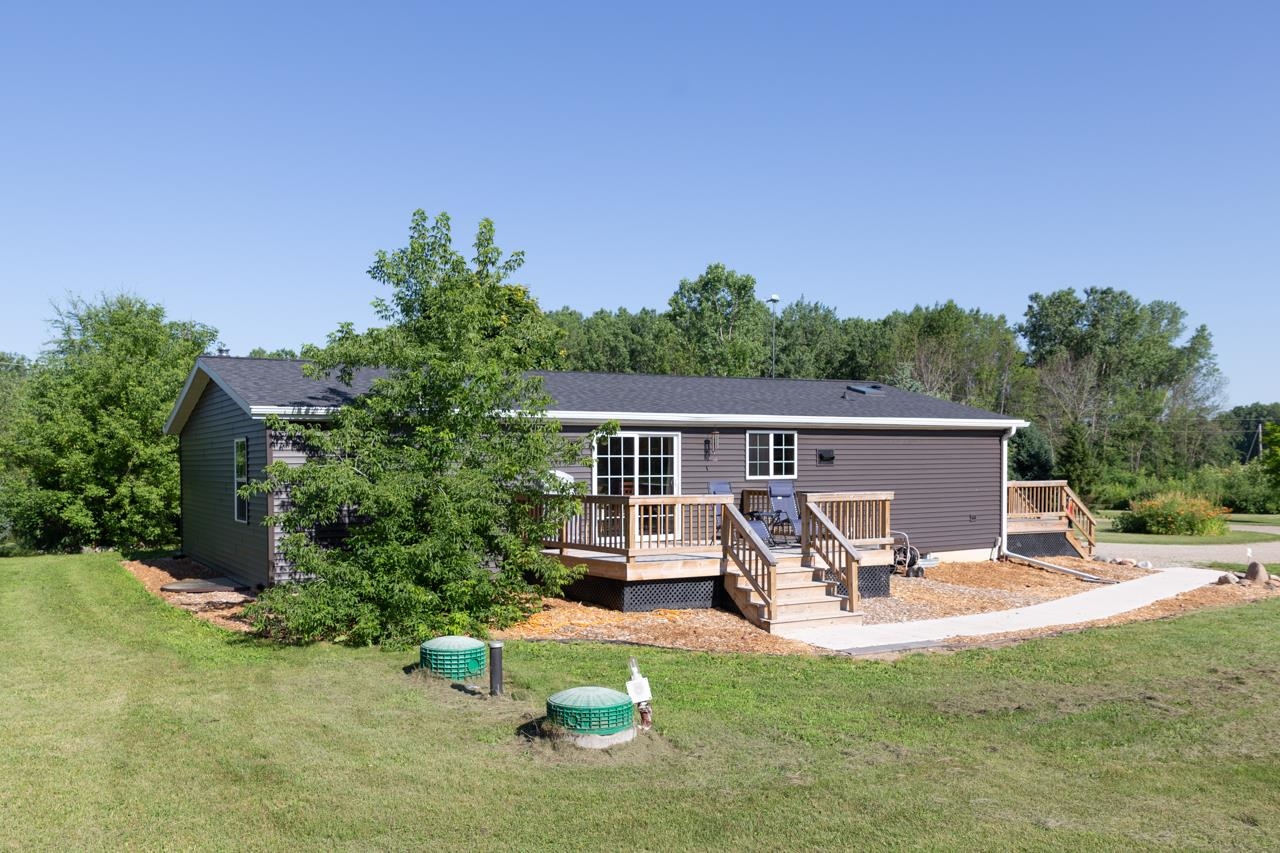 2941 Huebscher Road Abrams, WI 54101 - Photo 3 of 25