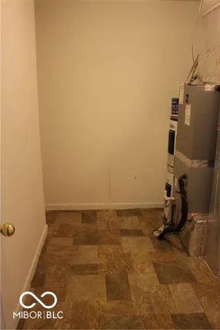 $250,000 | 3652 Lacebark Drive, Indianapolis, IN 46235