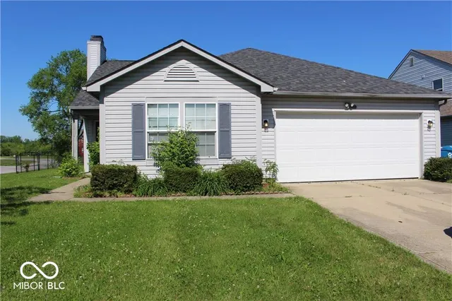 $250,000 | 3652 Lacebark Drive, Indianapolis, IN 46235