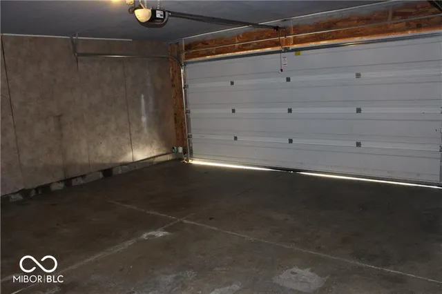 $250,000 | 3652 Lacebark Drive, Indianapolis, IN 46235