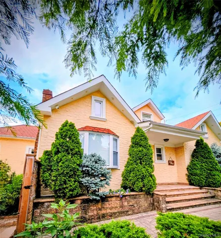 $1,388,777 | 40-20 249th Street | Little Neck