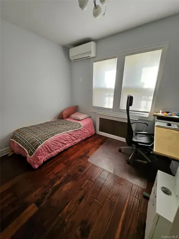 $1,388,777 | 40-20 249th Street | Little Neck