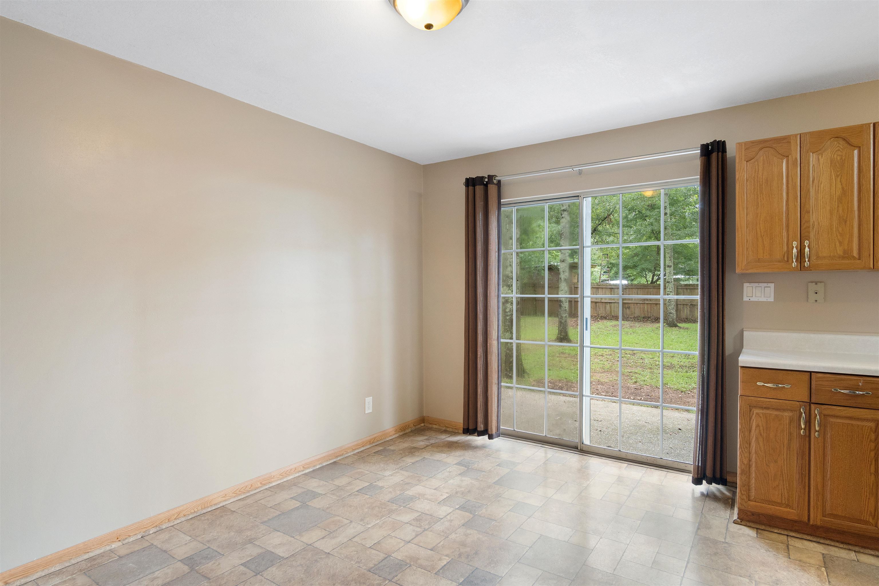 23101 Rochelle Loop Robertsdale, AL 36567 - Photo 11 of 25