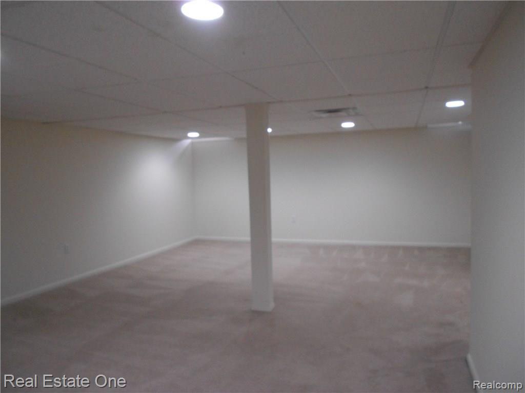 32282 West 12 Mile Road Farmington Hills, MI 48334 - Photo 17 of 20