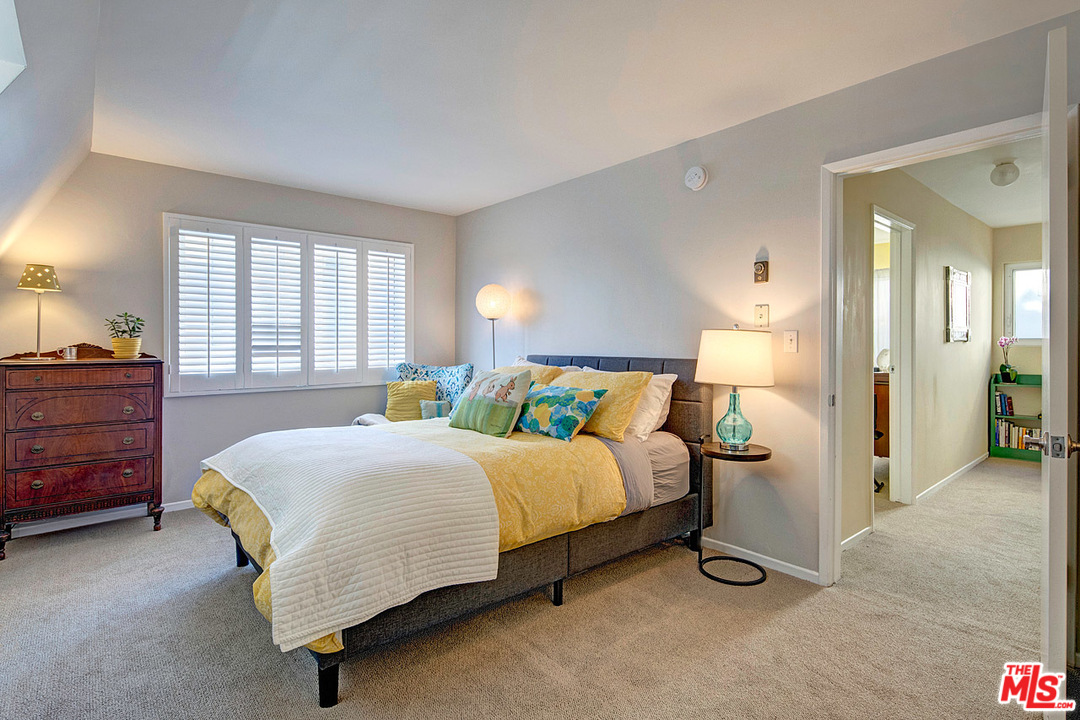 8227 Redlands Street, Unit 7 Playa del Rey, CA 90293 - Photo 16 of 26 Gallery Image 16