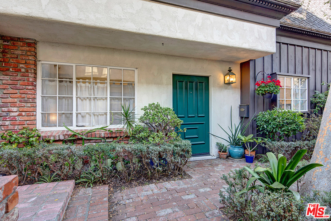 8227 Redlands Street, Unit 7 Playa del Rey, CA 90293 - Photo 24 of 26 Gallery Image 24