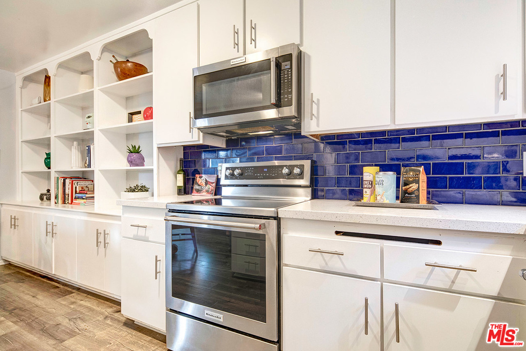8227 Redlands Street, Unit 7 Playa del Rey, CA 90293 - Photo 10 of 26 Gallery Image 10