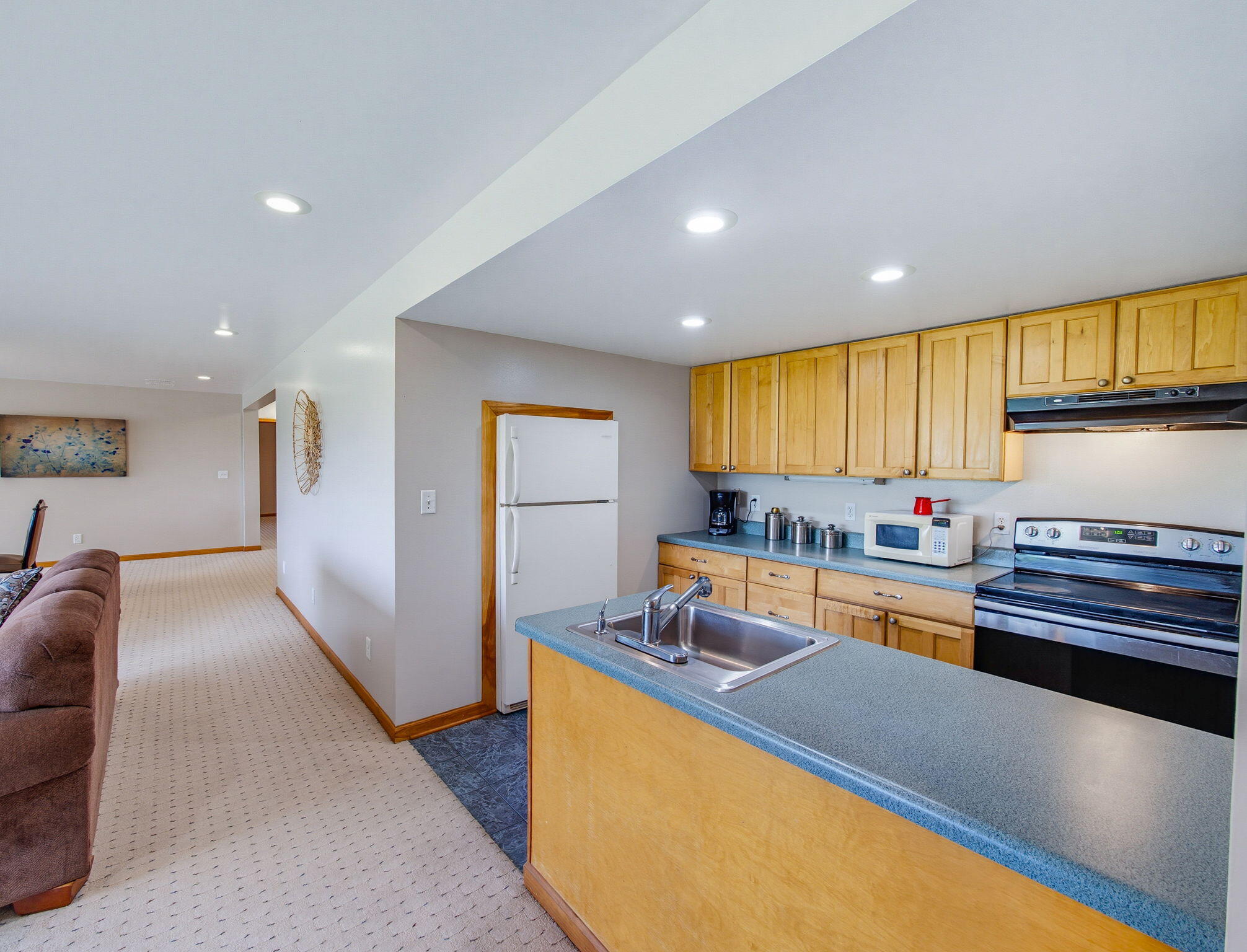 W225N3524 Wethersfield Road Pewaukee, WI 53072 - Photo 34 of 47 34-web-or-mls-w225n3524-wethersfield-rd