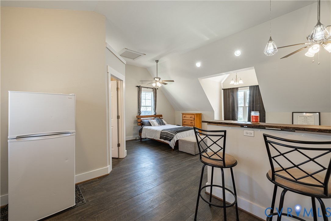 8710 North 5 Forks Road Amelia Court House, VA 23002 - Photo 40 of 59 View into Studio Area