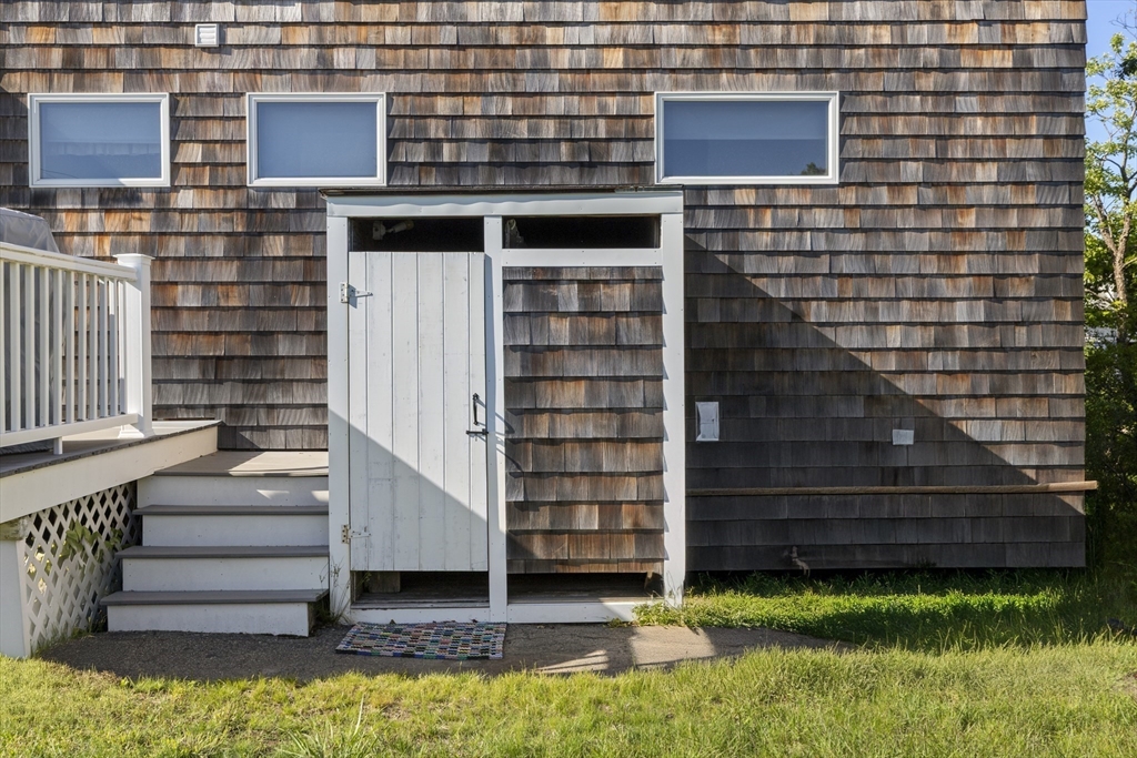 11 Sleepy Hollow Road Gloucester, MA 01930 - Photo 18 of 26