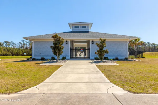 $434,900 | 109 Golden Finch Drive, Beaufort, NC 28516