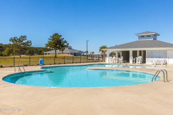 $434,900 | 109 Golden Finch Drive, Beaufort, NC 28516