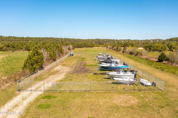 $434,900 | 109 Golden Finch Drive, Beaufort, NC 28516