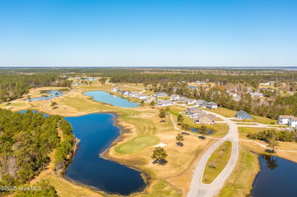 $434,900 | 109 Golden Finch Drive, Beaufort, NC 28516