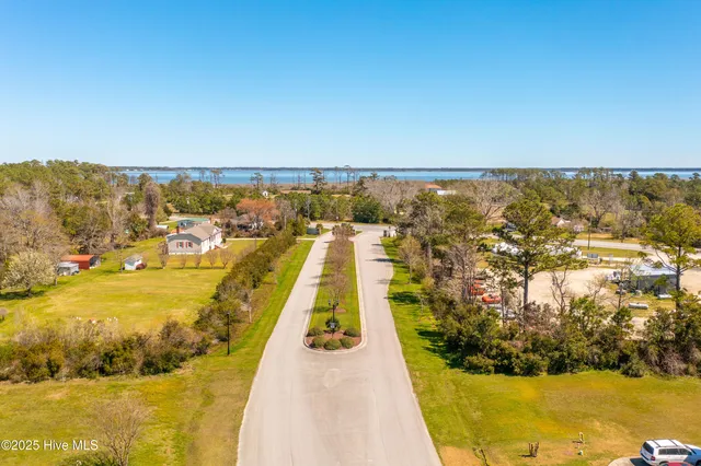 $454,900 | 109 Finch Loop, Beaufort, NC 28516