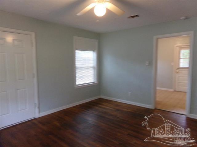 213 Milton Road Pensacola, FL 32507 - Photo 3 of 14