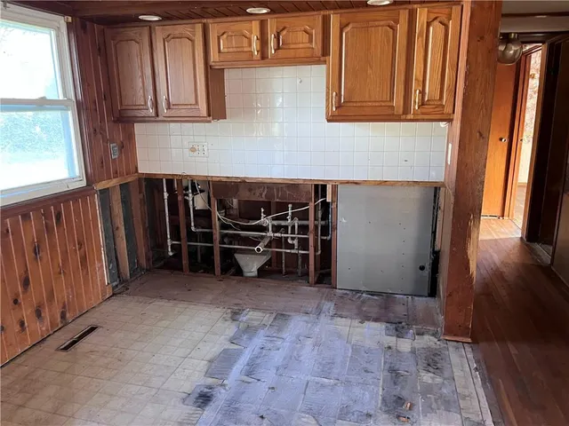 $80,000 | 420 South 8th Street, Breckenridge, MO 64625