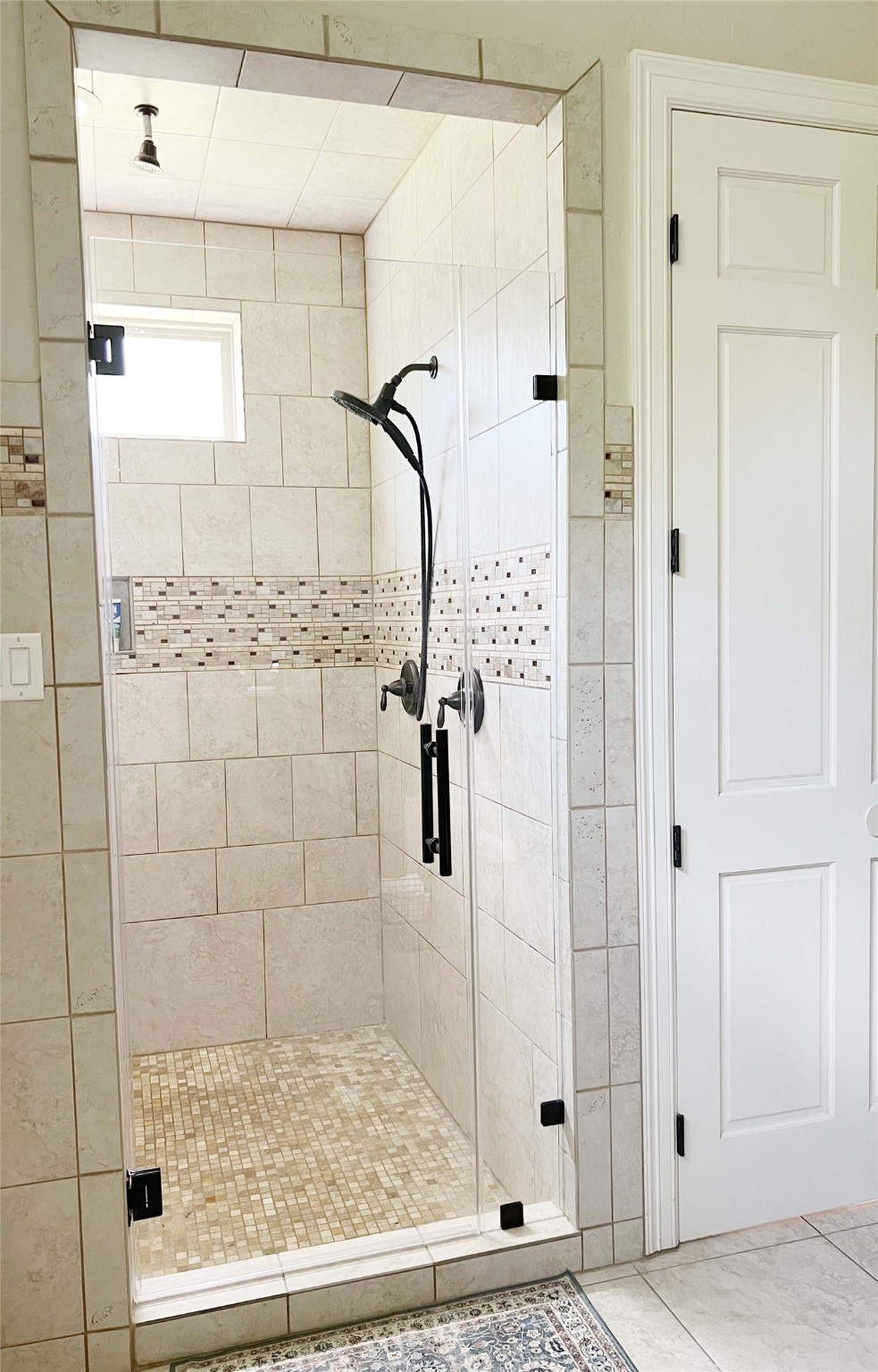 923 Y U Jones Road Richmond, TX 77469 - Photo 13 of 50 a bathroom with a shower