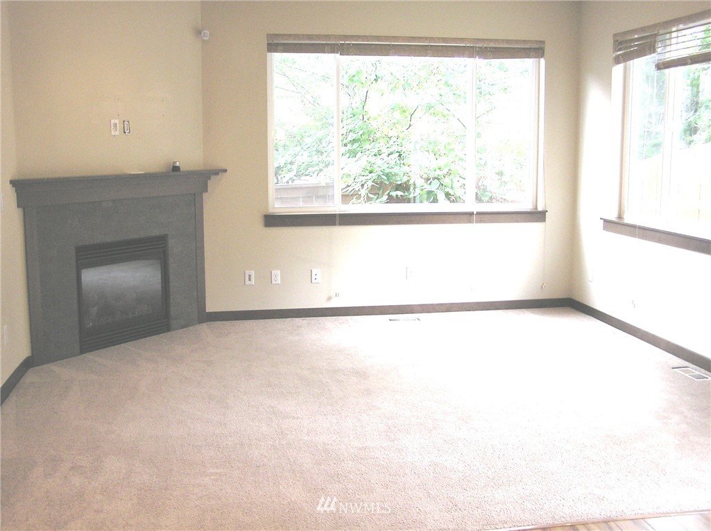 314 203rd Place Southeast Bothell, WA 98012 - Photo 2 of 13