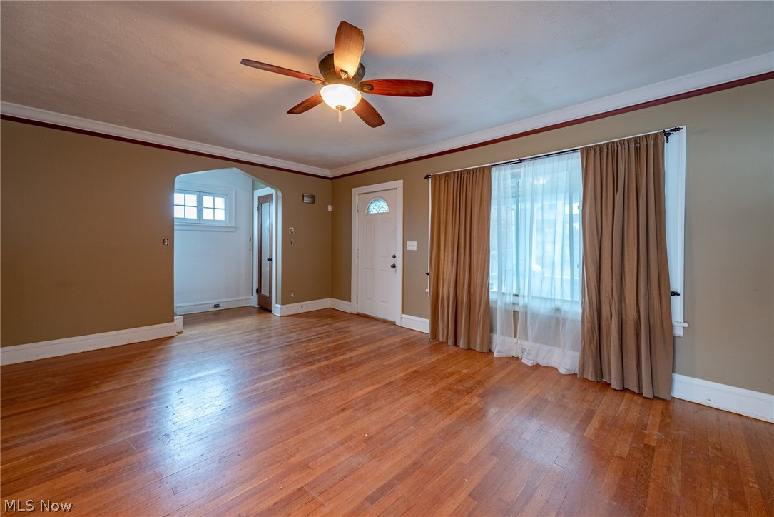 3216 Tullamore Road Cleveland, OH 44118 - Photo 5 of 20