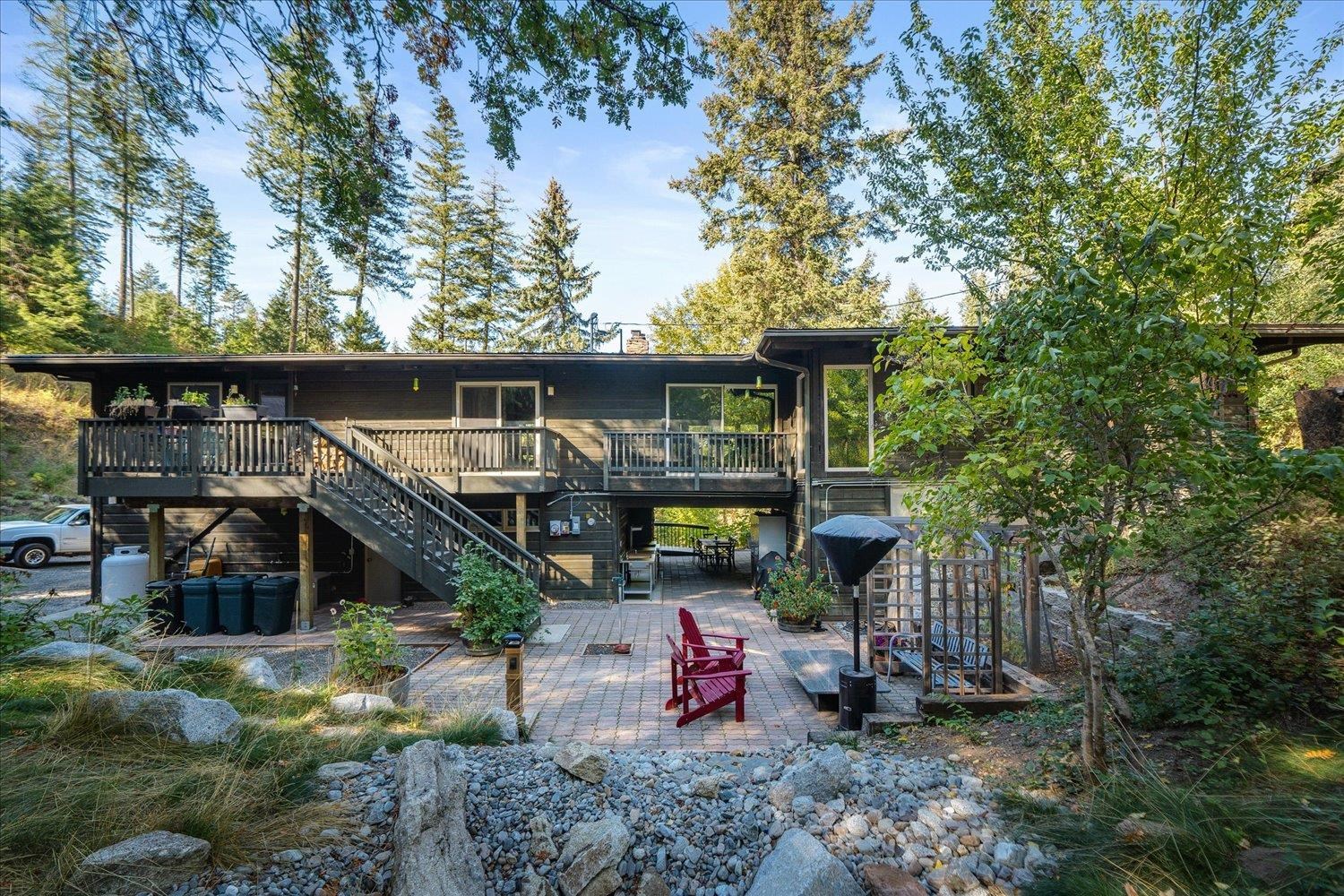 16320 East Lincoln Road Spokane, WA 99217 - Photo 1 of 49
