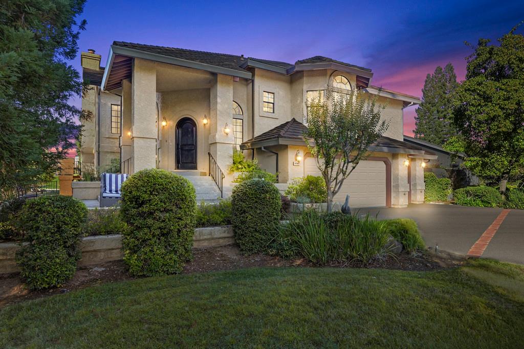 14965 Anillo Way Rancho Murieta, CA 95683 - Photo 58 of 59 a front view of a house with garden