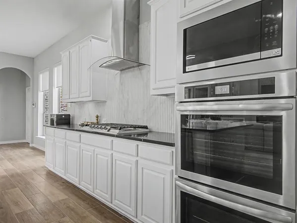 $879,000 | 820 Owl Creek Drive, Murphy, TX 75094