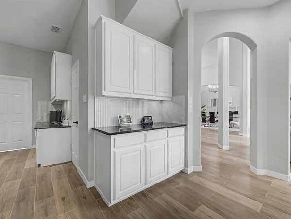$879,000 | 820 Owl Creek Drive, Murphy, TX 75094
