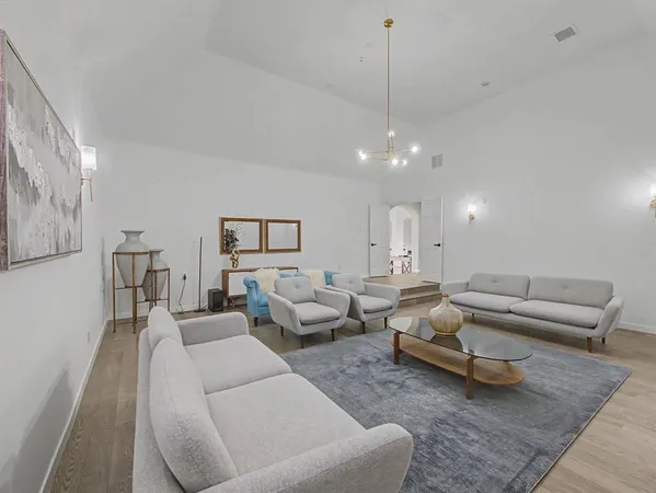 $879,000 | 820 Owl Creek Drive, Murphy, TX 75094