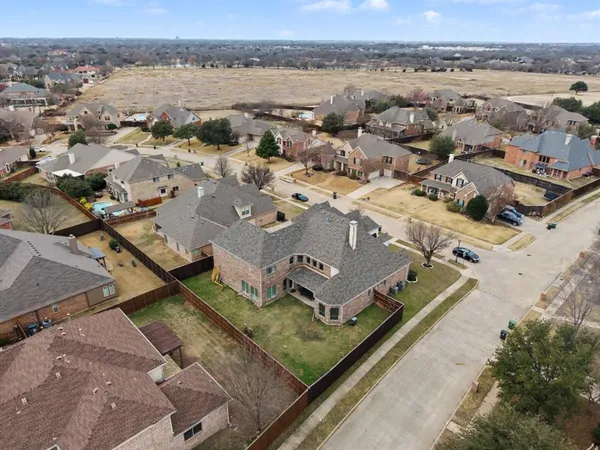 $879,000 | 820 Owl Creek Drive, Murphy, TX 75094