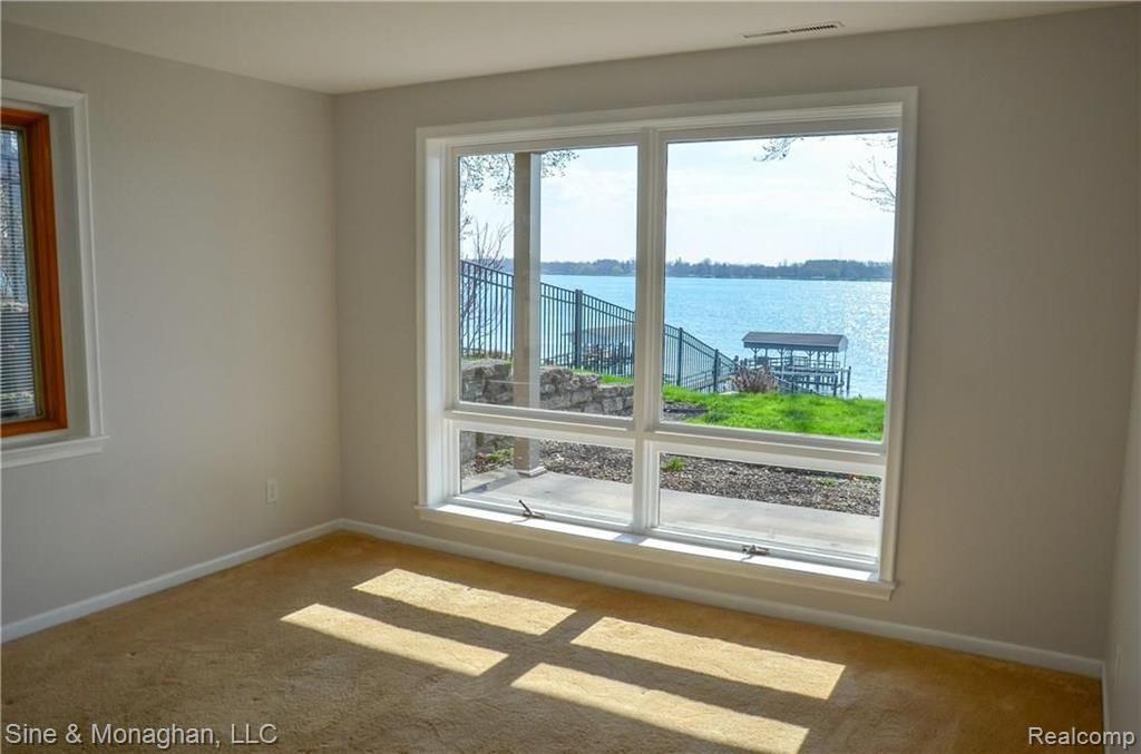 620 North Riverside Avenue St. Clair, MI 48079 - Photo 41 of 53