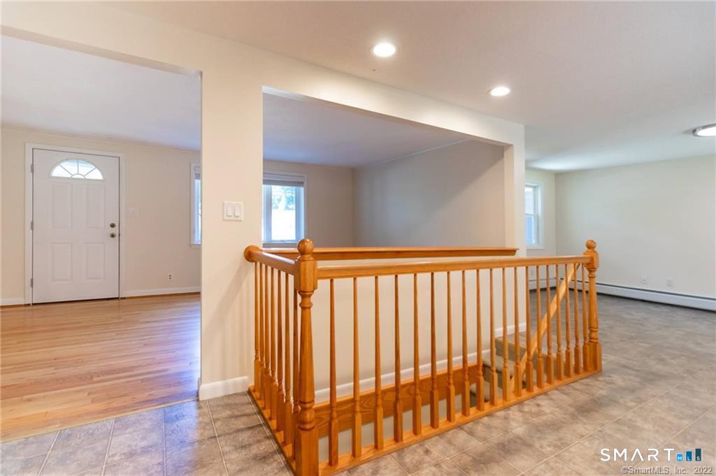 10 Tanglewood Road Farmington, CT 06032 - Photo 6 of 40 Gallery Image 6