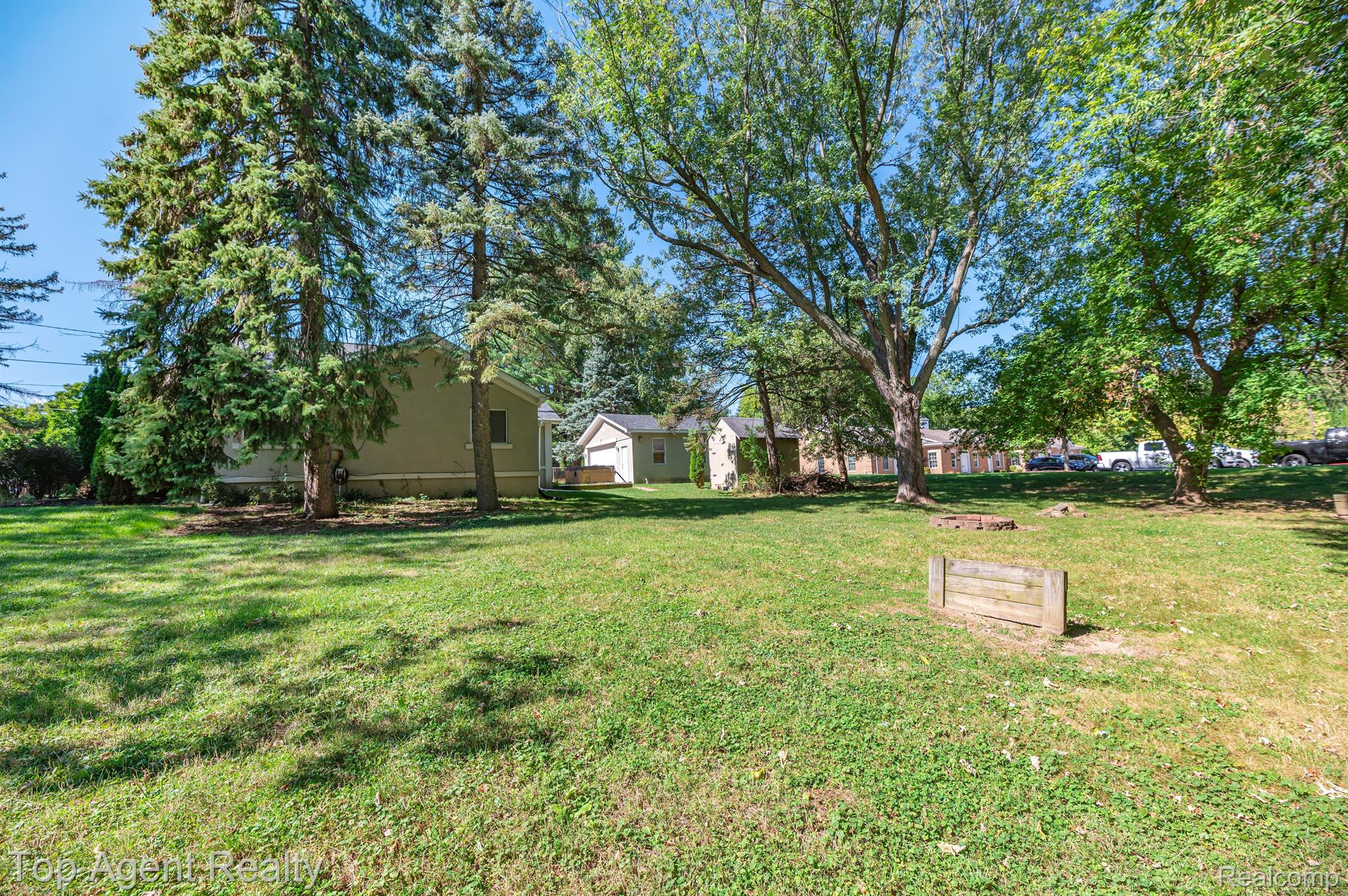 110 Wabash Road Rochester, MI 48307 - Photo 33 of 35 Gallery Image 33