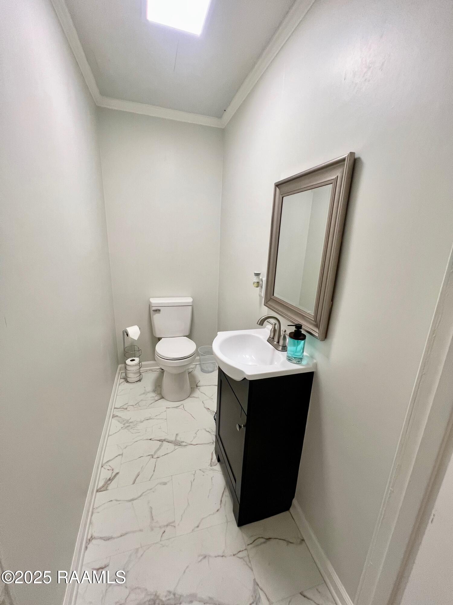 5501 Northside Road New Iberia, LA 70563 - Photo 45 of 49 1/2 bath