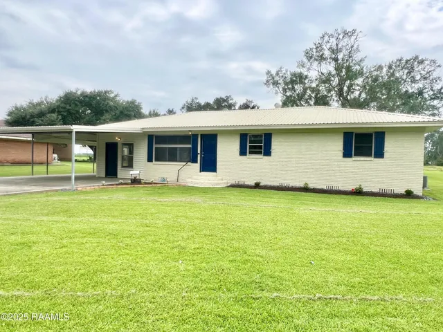 $225,000 | 5501 Northside Road, New Iberia, LA 70563